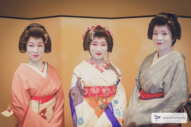 浅草の芸者衆